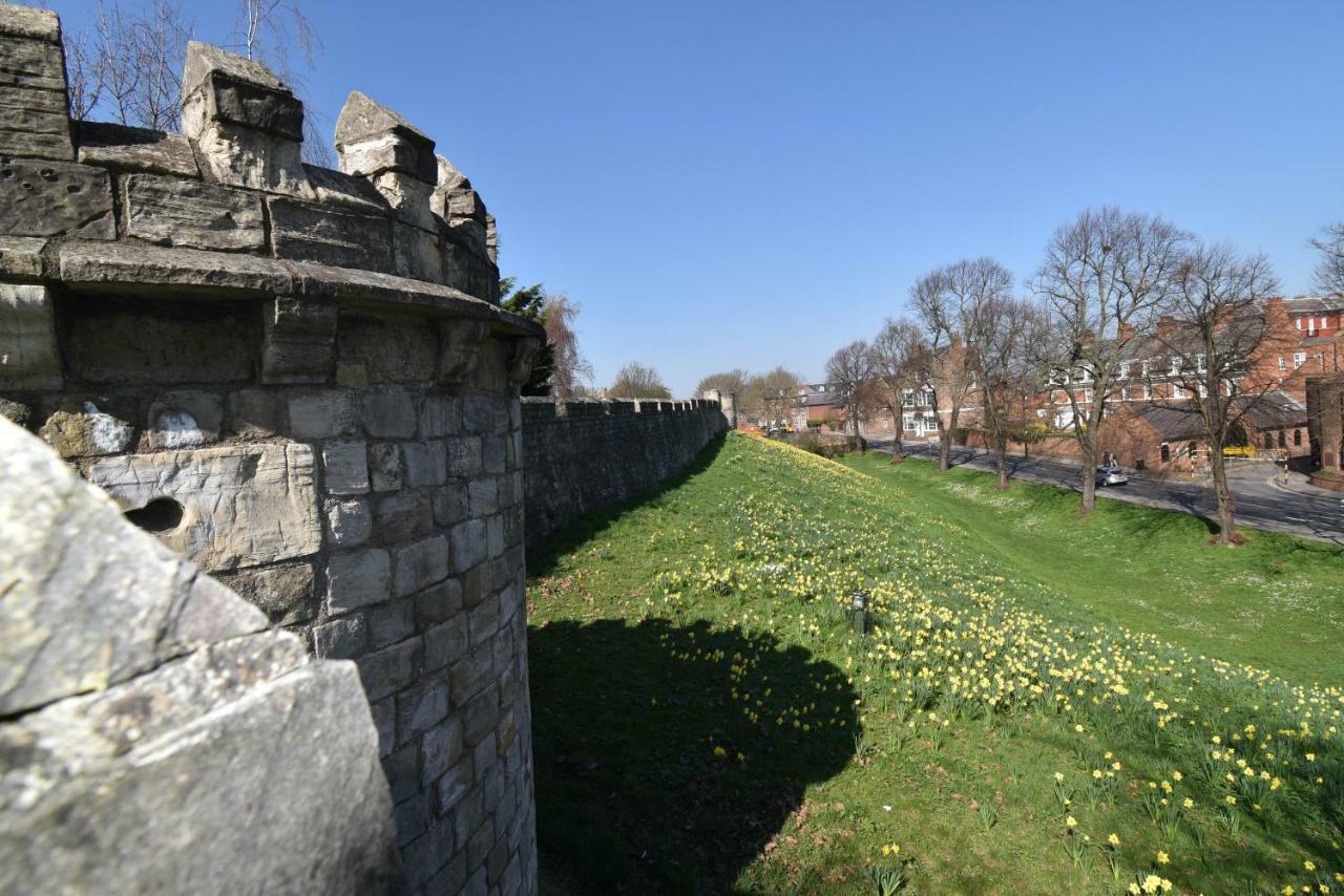 Bluebridge Walk Luxury Apartment York Buitenkant foto